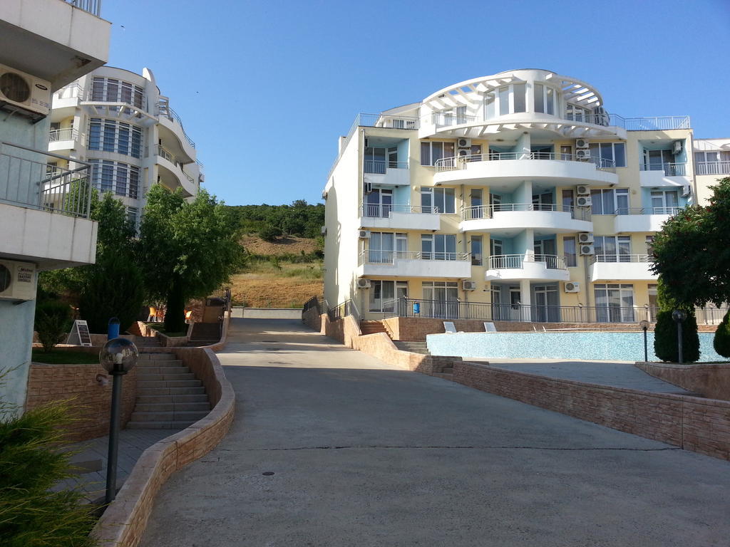 Menada Sunset Kosharitsa Apartments Exterior foto